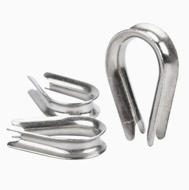 Capel Triangle Heart Ring til DIN6899